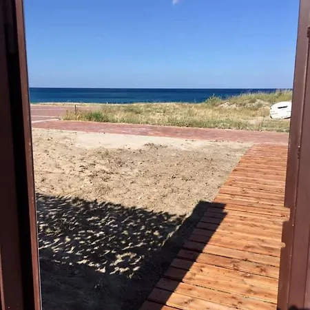 Tigani Apartment