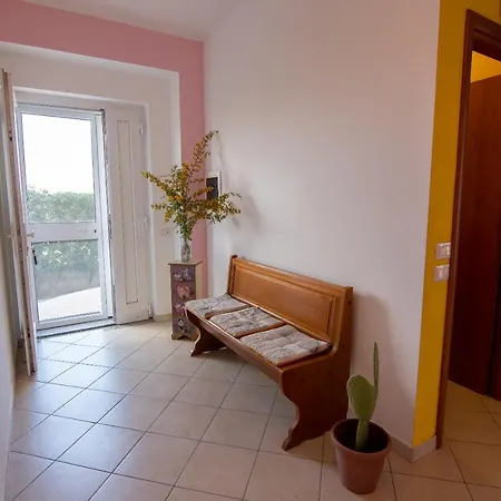 Apartment Tigani